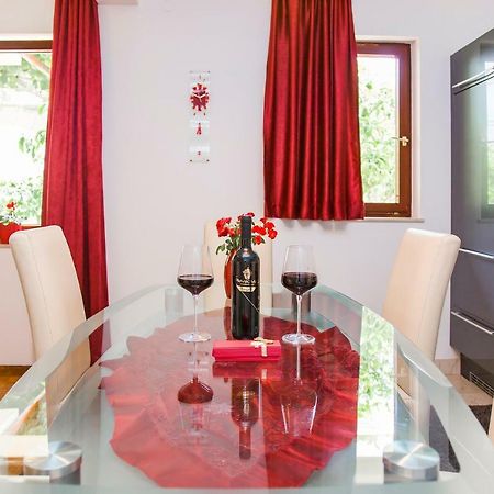 אורביץ Holiday Home Mirela מראה חיצוני תמונה